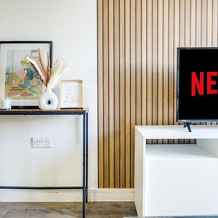 City Centre Emerald Escape - Sleeps-6, 2Beds & 2Baths , Netflix , Free Internet Birmingam Exterior foto