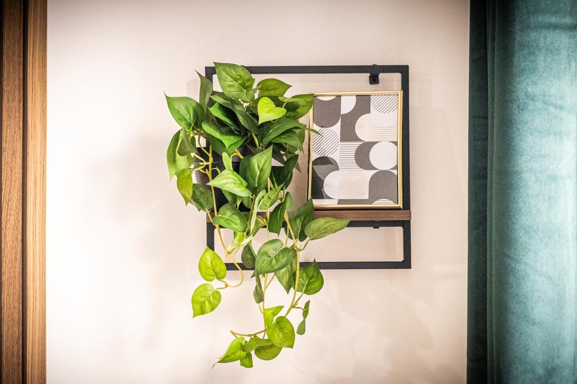 City Centre Emerald Escape - Sleeps-6, 2Beds & 2Baths , Netflix , Free Internet Birmingam Exterior foto