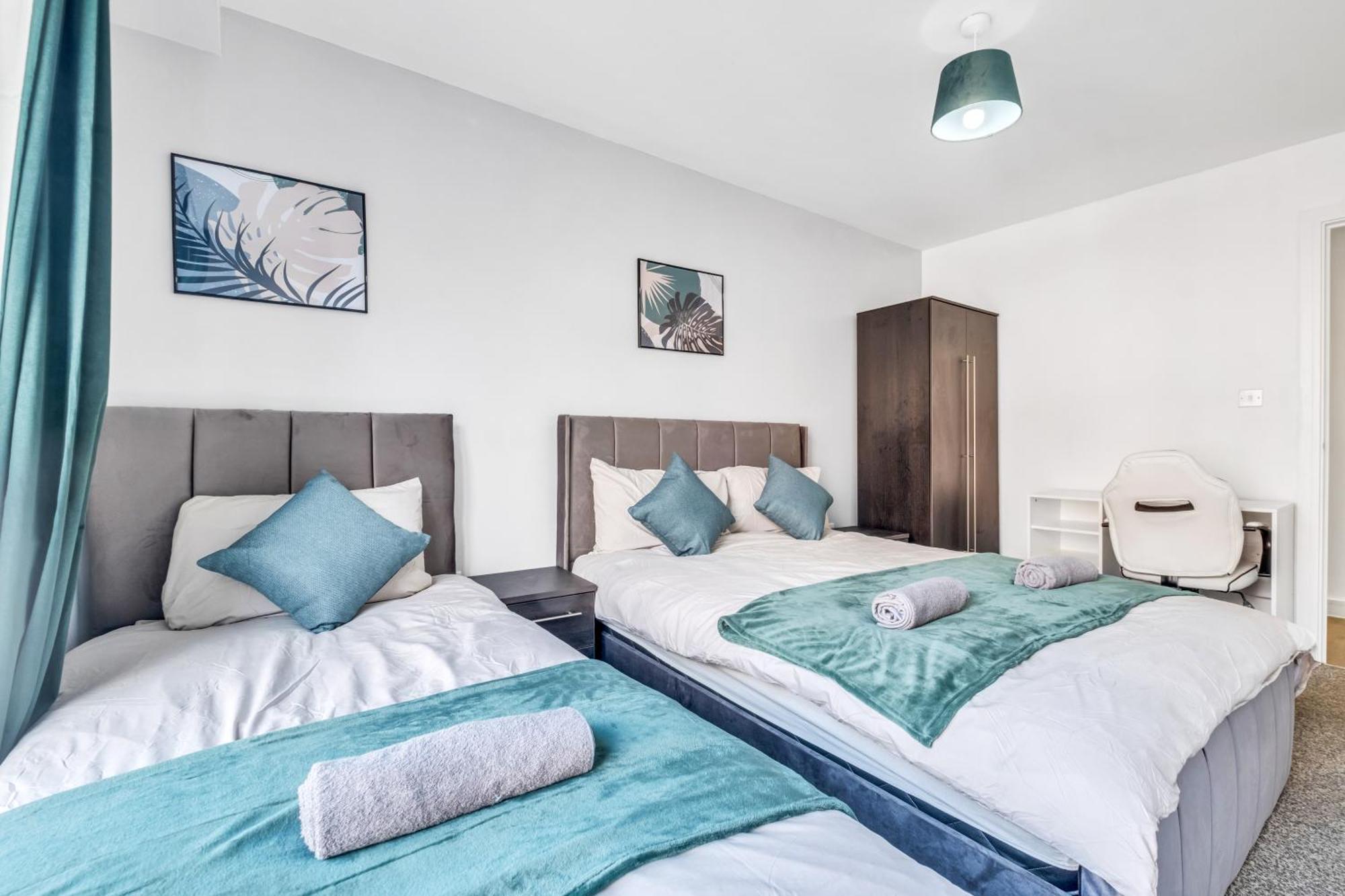 City Centre Emerald Escape - Sleeps-6, 2Beds & 2Baths , Netflix , Free Internet Birmingam Exterior foto
